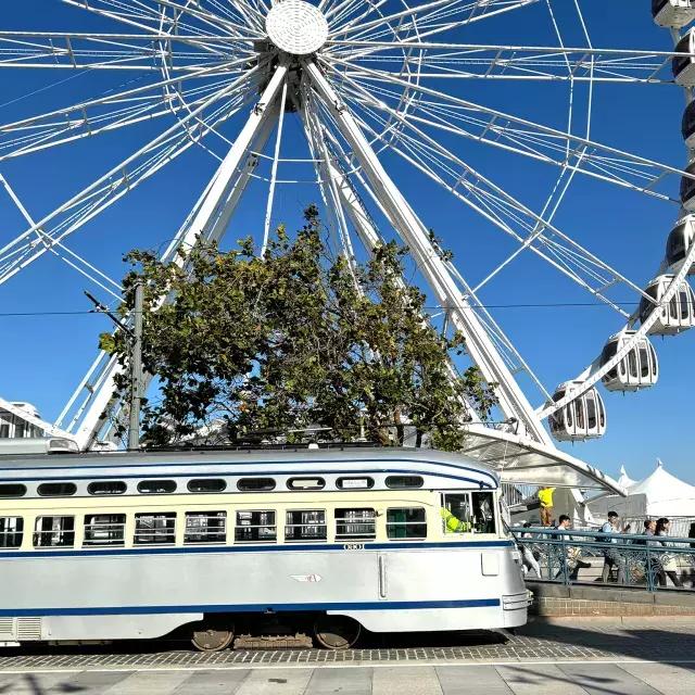 Das SkyStar Wheel am Fisherman's Wharf